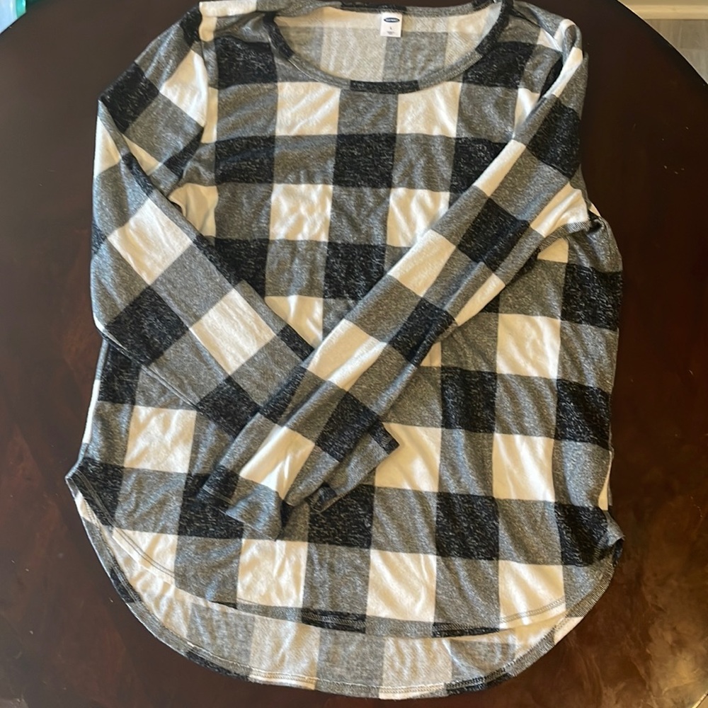 Black and White checkered Old Navy shirt